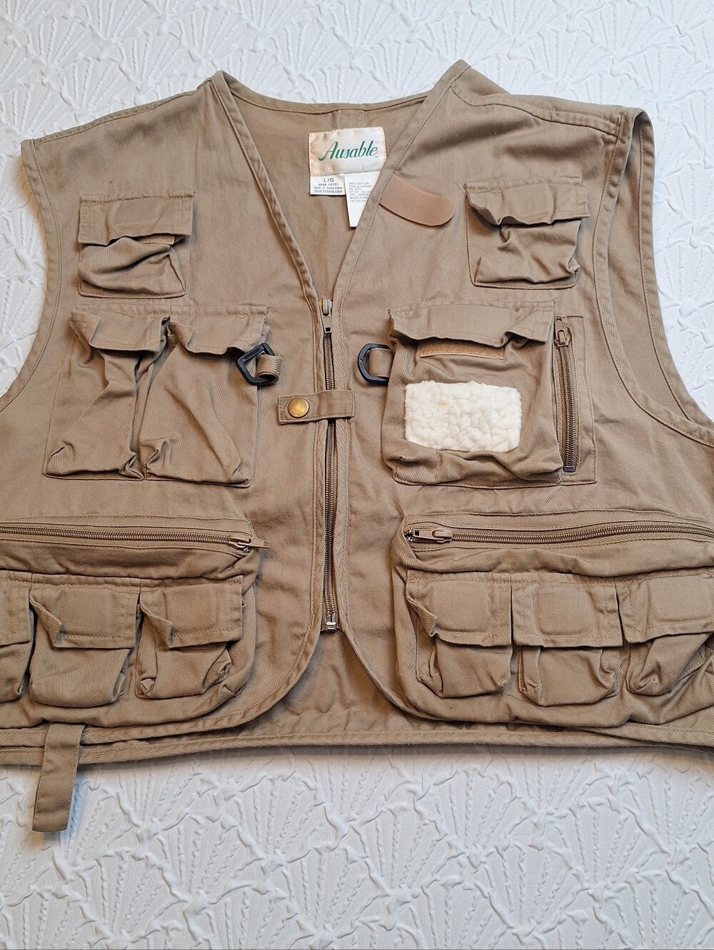Ausable Sportsman Fishing Vest Mens L Tan Zip Front Pockets Hunting Game Pocket